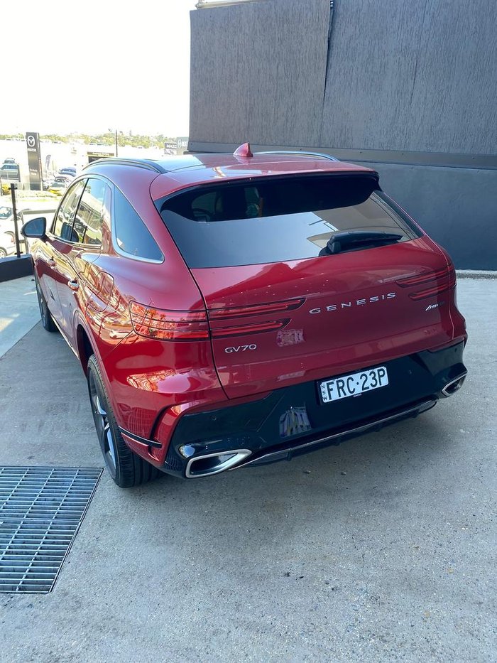 2024 Genesis GV70 2.5T SIGNATURE SPORT