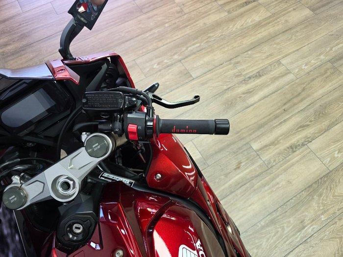 2021 Honda CBR650R RED