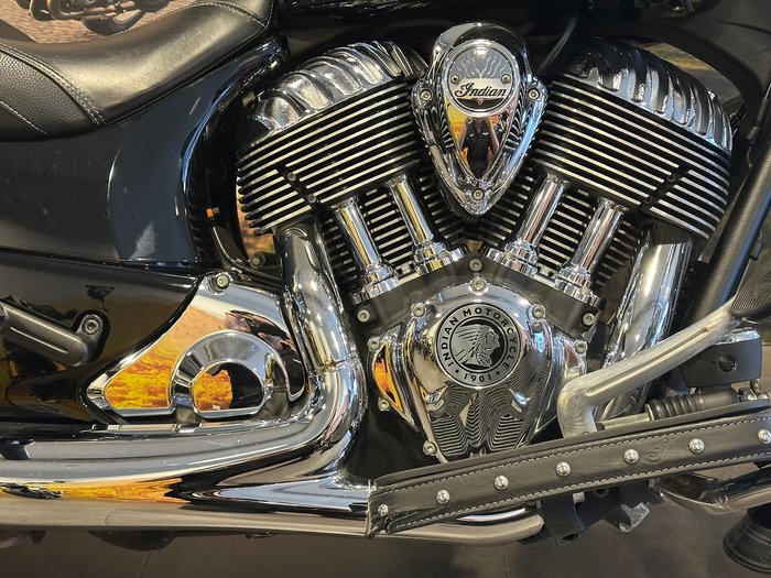 2014 Indian Chief Vintage 1811 Chief Black