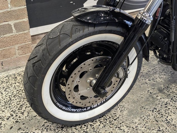 2014 Harley-Davidson Dyna Fat Bob 103 (FXDF) Dyna Black