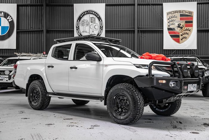 2021 Mitsubishi Triton GLX MR MY21 4X4 Dual Range White