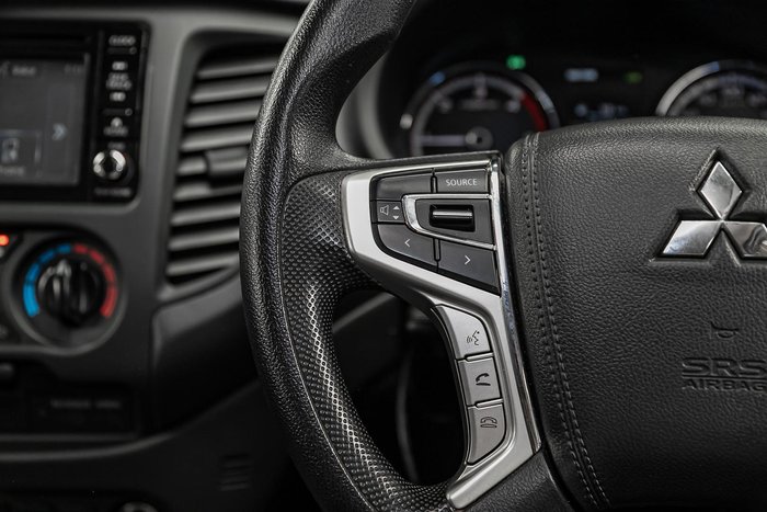 2021 Mitsubishi Triton GLX MR MY21 4X4 Dual Range White