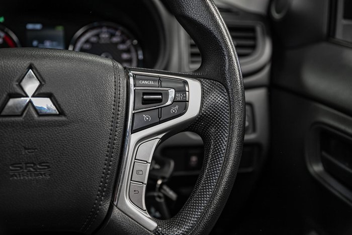 2021 Mitsubishi Triton GLX MR MY21 4X4 Dual Range White