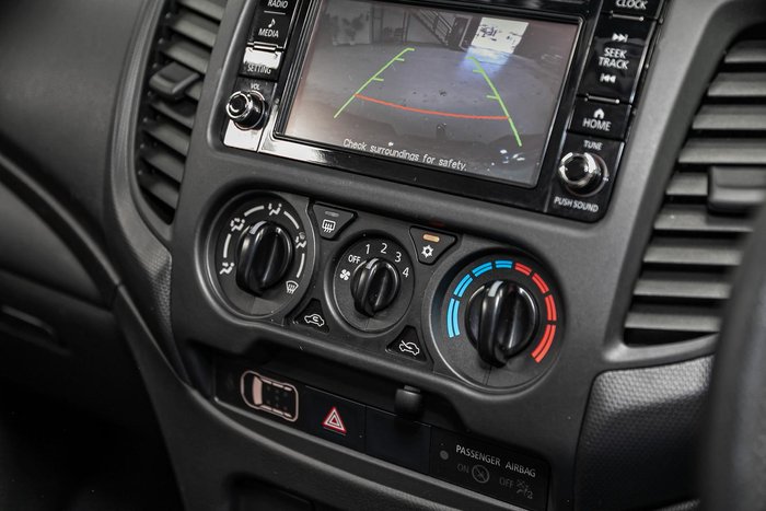 2021 Mitsubishi Triton GLX MR MY21 4X4 Dual Range White