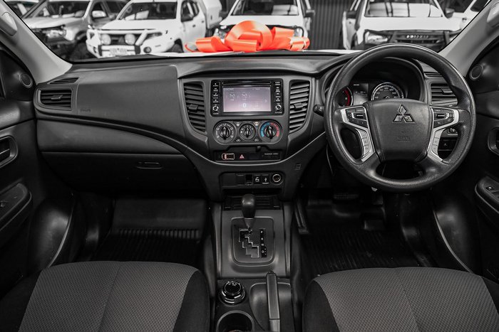 2021 Mitsubishi Triton GLX MR MY21 4X4 Dual Range White