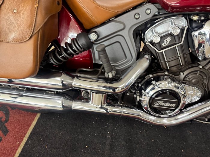 2018 Indian SCOUT BOBBER RED MAROON