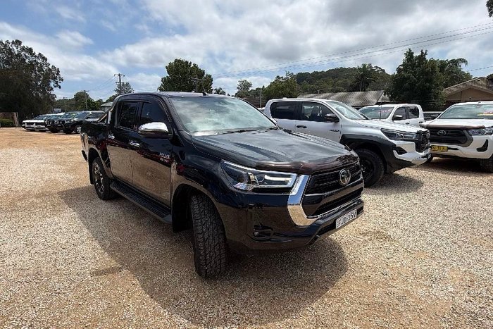 2020 Toyota Hilux SR5
