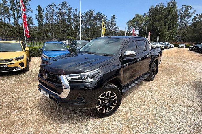 2020 Toyota Hilux SR5