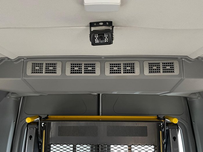 2019 Renault Master X62 Glacier White