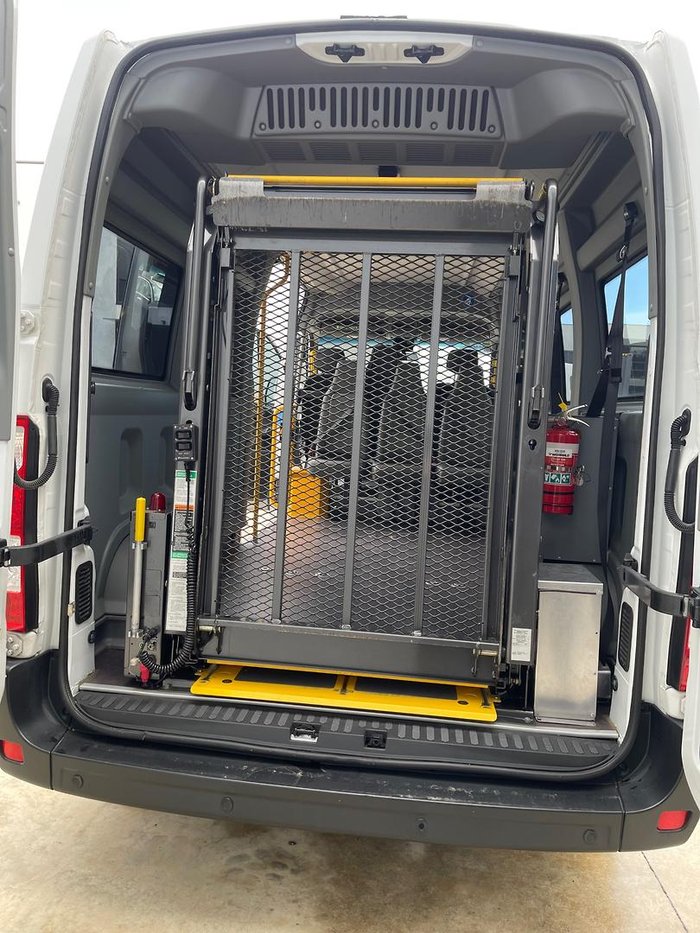 2019 Renault Master X62 Glacier White