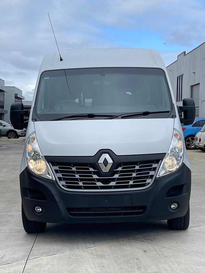 2019 Renault Master X62 Glacier White