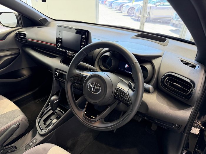 2021 Toyota Yaris ZR