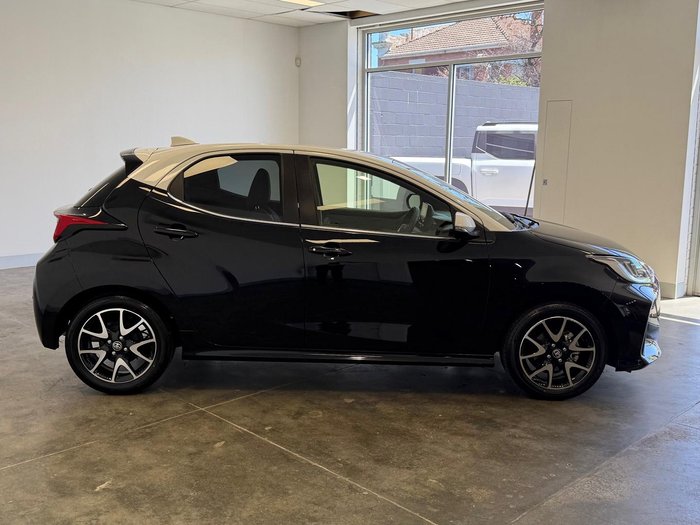 2021 Toyota Yaris ZR