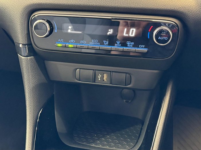 2021 Toyota Yaris ZR