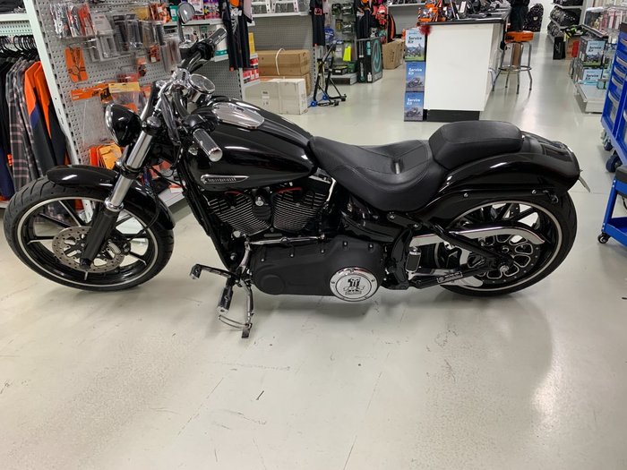 2014 Harley-davidson FXSB SOFTAIL BREAKOUT Black