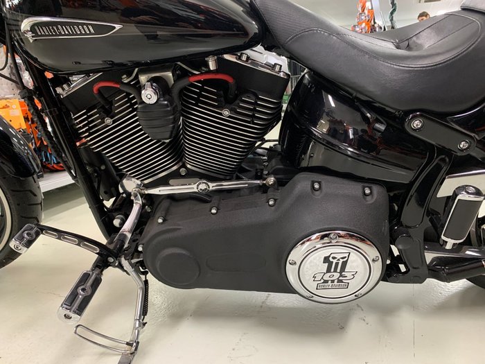 2014 Harley-davidson FXSB SOFTAIL BREAKOUT Black