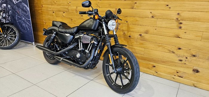 2016 Harley-davidson XL883 IRON 883 Black