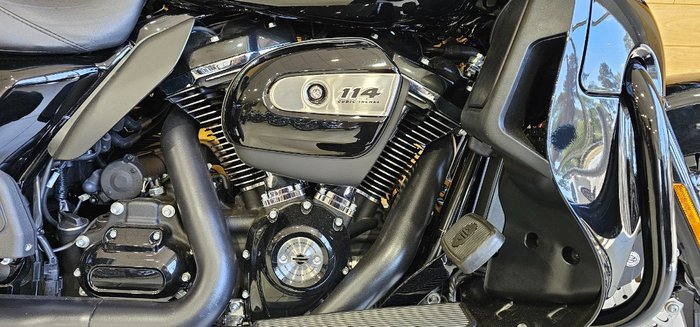 2024 Harley-davidson FLTRK ROAD GLIDE LIMITED (114) Black