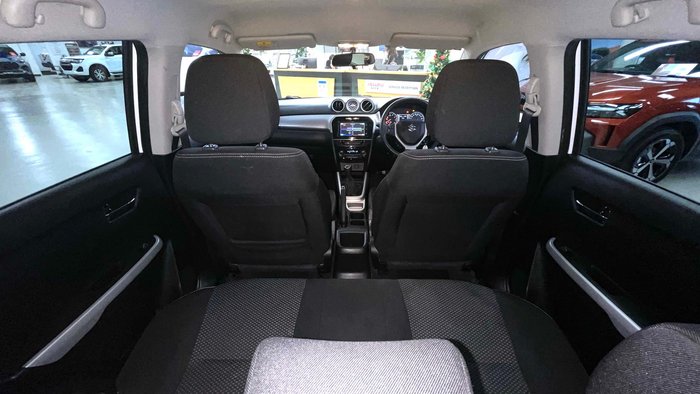 2016 Suzuki Vitara RT-S LY Cool White