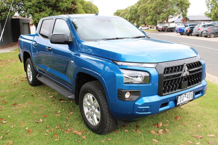 2025 Mitsubishi Triton GLX+