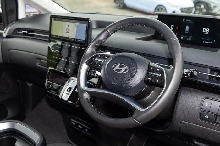 2025 Hyundai STARIA Elite