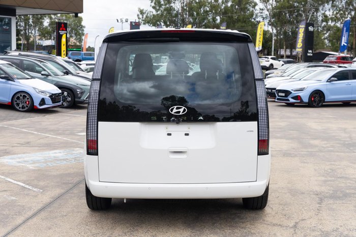 2025 Hyundai STARIA Elite