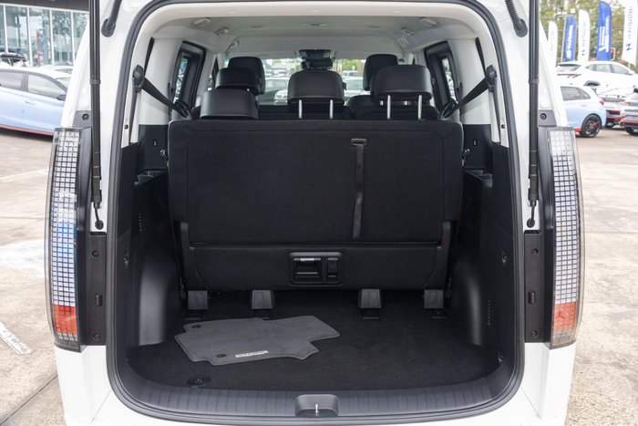 2025 Hyundai STARIA Elite