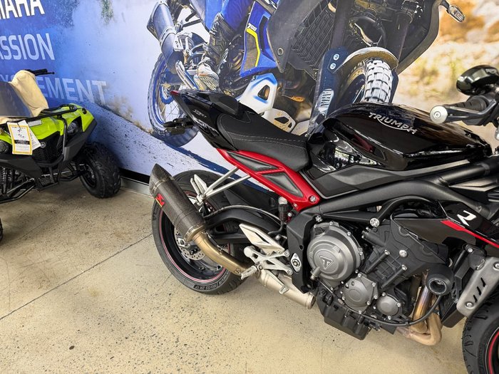 2019 Triumph STREET TRIPLE R BLACK