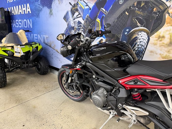 2019 Triumph STREET TRIPLE R BLACK
