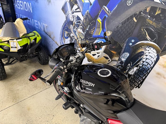 2019 Triumph STREET TRIPLE R BLACK