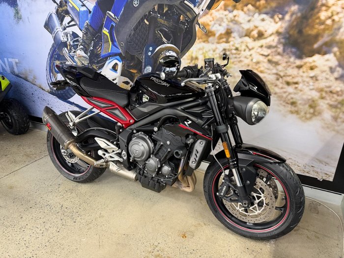 2019 Triumph STREET TRIPLE R BLACK