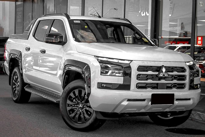 2025 Mitsubishi Triton GSR