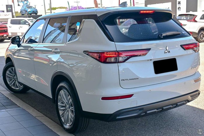2025 Mitsubishi Outlander PHEV ES ZM MY24 AWD White