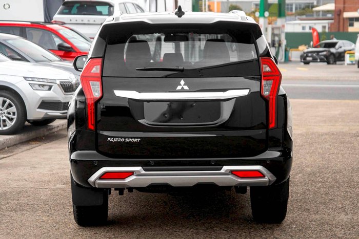 2025 Mitsubishi Pajero Sport Exceed QG MY25 4X4 Dual Range Black Mica