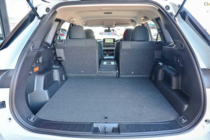 2025 Mitsubishi Outlander PHEV ES ZM MY24 AWD White