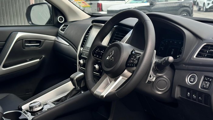 2025 Mitsubishi Pajero Sport Exceed QG MY25 4X4 Dual Range Blade Silver