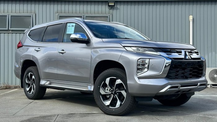 2025 Mitsubishi Pajero Sport