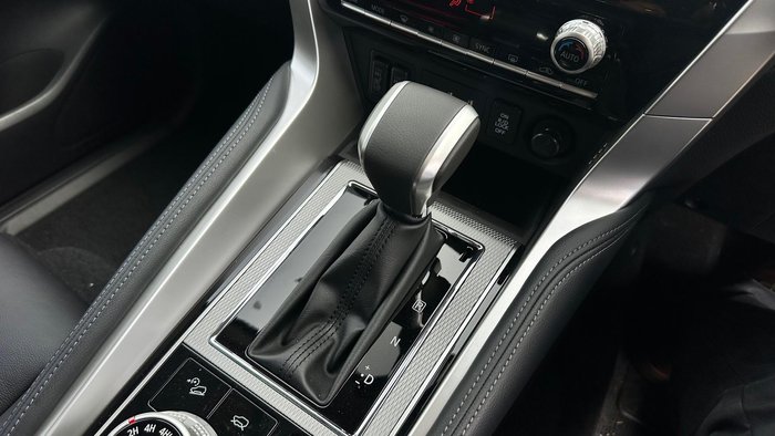 2025 Mitsubishi Pajero Sport Exceed