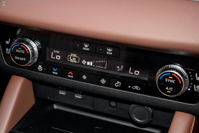 2025 Mitsubishi Outlander Exceed Tourer