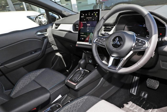 2025 Mitsubishi ASX LS XE MY25 Crystal White