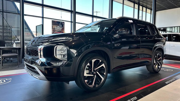 2025 Mitsubishi Outlander PHEV Aspire