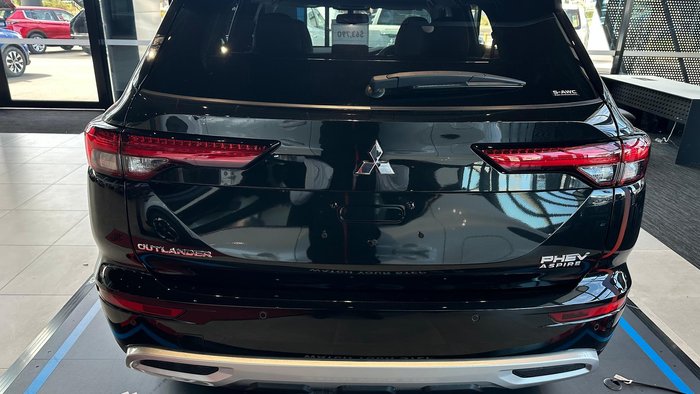 2025 Mitsubishi Outlander PHEV Aspire