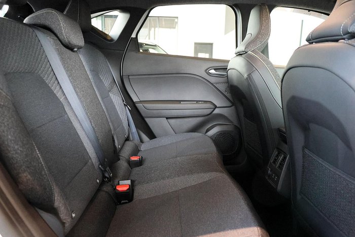2025 Mitsubishi ASX Aspire XE MY25 Crystal White
