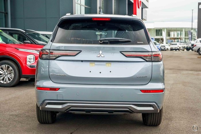 2025 Mitsubishi Outlander Exceed