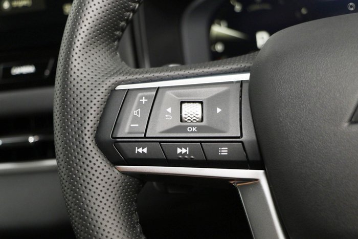 2025 Mitsubishi Outlander LS ZM MY25 Sterling Silver