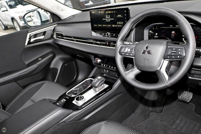 2025 Mitsubishi Outlander LS ZM MY25 Sterling Silver