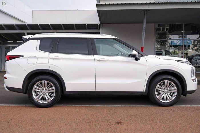 2025 Mitsubishi Outlander LS ZM MY24 White