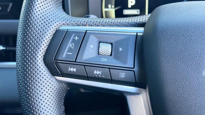 2025 Mitsubishi Outlander LS