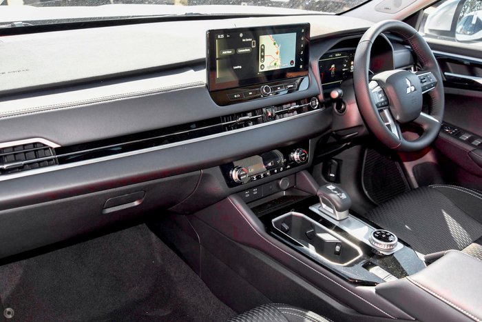 2025 Mitsubishi Outlander LS ZM MY25 AWD Sterling Silver