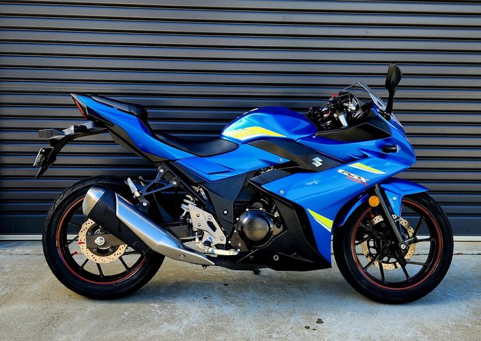 2017 Suzuki GSX250R GSX Blue